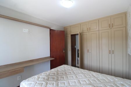 Apartamento à venda com 256m², 3 quartos e 2 vagasSuíte 2