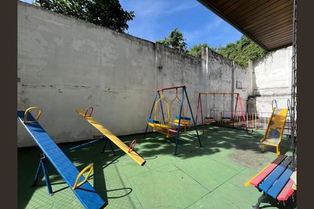 Apartamento à venda com 256m², 3 quartos e 2 vagasÁrea comum - Playground