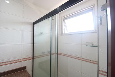 Apartamento à venda com 256m², 3 quartos e 2 vagasBanheiro da suíte 1