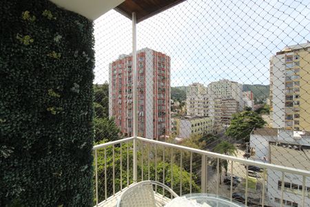 Apartamento à venda com 256m², 3 quartos e 2 vagasVaranda