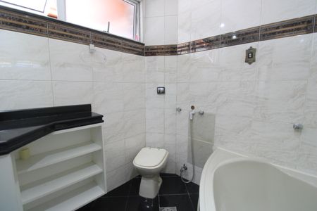 Apartamento à venda com 256m², 3 quartos e 2 vagasTerraço - Suíte/banheiro
