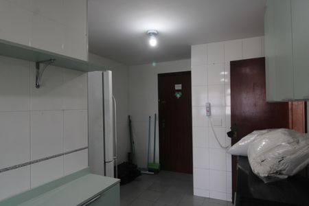 Apartamento à venda com 256m², 3 quartos e 2 vagasCozinha