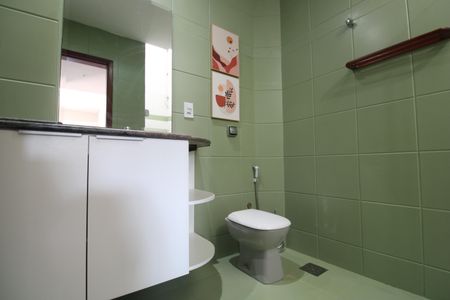 Apartamento à venda com 256m², 3 quartos e 2 vagasTerraço - Banheiro