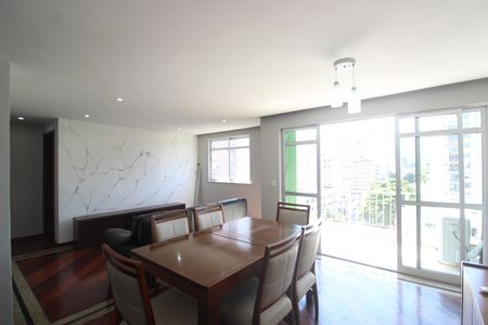 Sala de apartamento para alugar com 3 quartos, 256m² em Pechincha, Rio de Janeiro