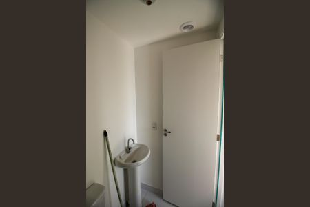 Apartamento para alugar com 32m², 2 quartos e sem vaga Apartamento para alugar com 32m², 2 quartos e sem vagaBanheiro