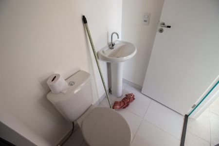 Apartamento para alugar com 32m², 2 quartos e sem vaga Apartamento para alugar com 32m², 2 quartos e sem vagaBanheiro