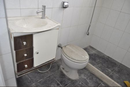 Apartamento à venda com 81m², 2 quartos e 1 vagaBanheiro
