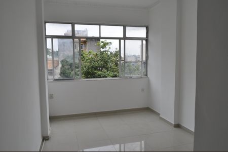 Apartamento à venda com 81m², 2 quartos e 1 vagaSala