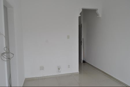 Apartamento à venda com 81m², 2 quartos e 1 vagaSala
