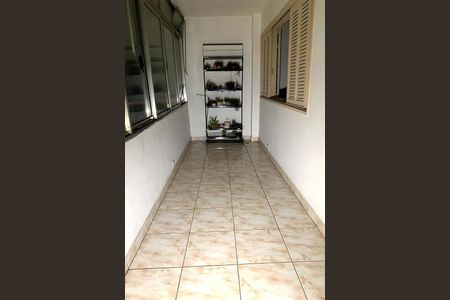 Apartamento à venda com 130m², 2 quartos e sem vaga