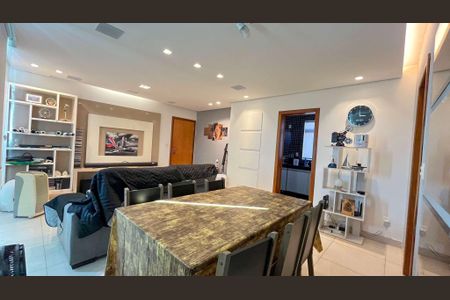 Apartamento à venda com 82m², 3 quartos e 2 vagas