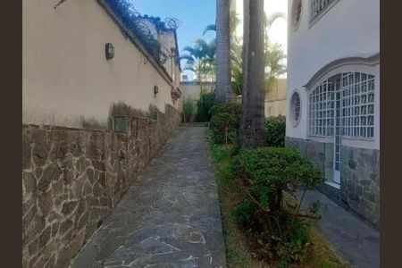 Apartamento à venda com 4 quartos, 130m² em Gutierrez, Belo Horizonte