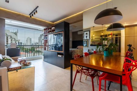 Apartamento à venda com 40m², 1 quarto e 1 vaga Apartamento à venda com 40m², 1 quarto e 1 vagaSala