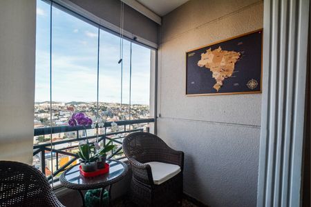 Apartamento à venda com 70m², 3 quartos e 3 vagasSala