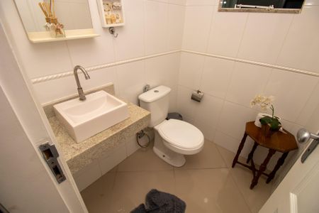 Casa à venda com 140m², 3 quartos e 1 vagaLavabo