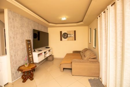 Casa à venda com 140m², 3 quartos e 1 vagaSala