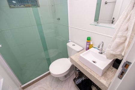 Casa à venda com 140m², 3 quartos e 1 vagaBanheiro social