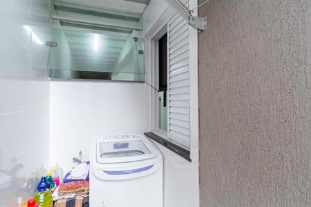 Casa à venda com 380m², 4 quartos e 4 vagas Casa à venda com 380m², 4 quartos e 4 vagasÁrea de serviço