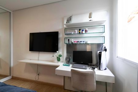 Casa à venda com 380m², 4 quartos e 4 vagas Casa à venda com 380m², 4 quartos e 4 vagasSuíte 1