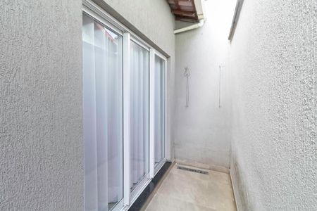 Casa à venda com 380m², 4 quartos e 4 vagas Casa à venda com 380m², 4 quartos e 4 vagasCorredor