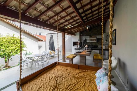 Casa à venda com 380m², 4 quartos e 4 vagas Casa à venda com 380m², 4 quartos e 4 vagasÁrea gourmet