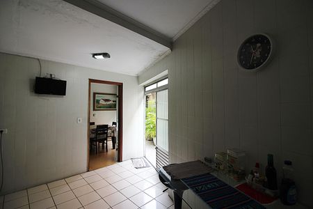 Casa à venda com 239m², 3 quartos e 4 vagasCozinha