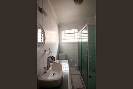 Casa à venda com 239m², 3 quartos e 4 vagasBanheiro Social