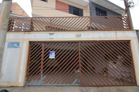 Casa à venda com 239m², 3 quartos e 4 vagasFachada