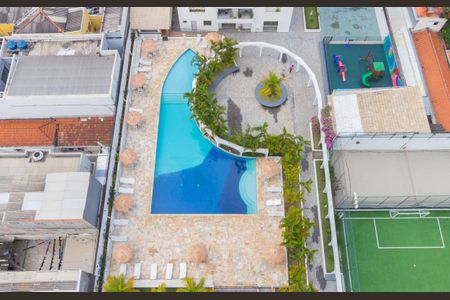 Apartamento à venda com 62m², 2 quartos e 1 vaga Apartamento à venda com 62m², 2 quartos e 1 vagaPiscina