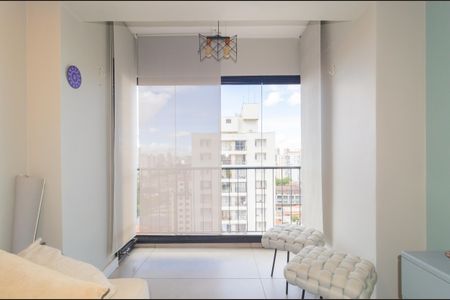 Apartamento à venda com 62m², 2 quartos e 1 vaga Apartamento à venda com 62m², 2 quartos e 1 vagaVaranda