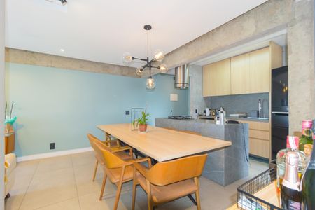 Apartamento à venda com 62m², 2 quartos e 1 vaga Apartamento à venda com 62m², 2 quartos e 1 vagaSala de Jantar