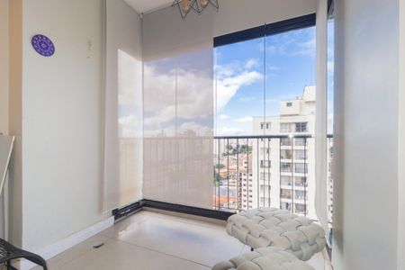 Apartamento à venda com 62m², 2 quartos e 1 vaga Apartamento à venda com 62m², 2 quartos e 1 vagaVaranda