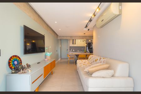 Apartamento à venda com 62m², 2 quartos e 1 vaga Apartamento à venda com 62m², 2 quartos e 1 vagaSala de Estar