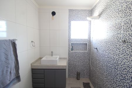 Casa à venda com 181m², 3 quartos e 6 vagasBanheiro