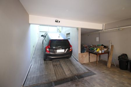 Casa à venda com 181m², 3 quartos e 6 vagasGaragem
