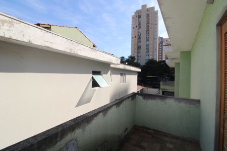 Casa à venda com 181m², 3 quartos e 6 vagasVaranda do Quarto 1