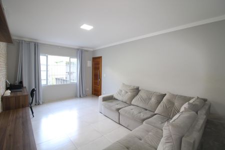 Casa à venda com 181m², 3 quartos e 6 vagasSala