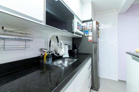 Casa à venda com 122m², 3 quartos e 2 vagas Casa à venda com 122m², 3 quartos e 2 vagasCozinha