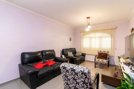 Casa à venda com 122m², 3 quartos e 2 vagas Casa à venda com 122m², 3 quartos e 2 vagasSala de Estar