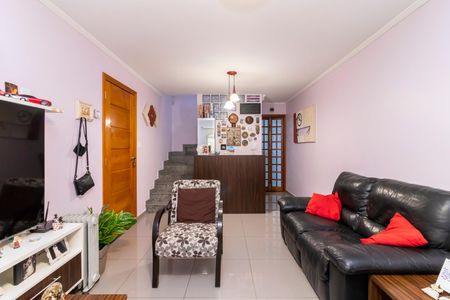 Casa à venda com 122m², 3 quartos e 2 vagas Casa à venda com 122m², 3 quartos e 2 vagasSala de Estar