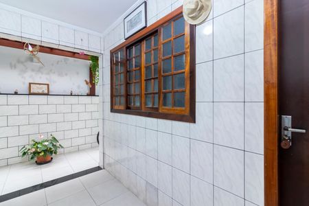 Casa à venda com 122m², 3 quartos e 2 vagas Casa à venda com 122m², 3 quartos e 2 vagasÁrea de Serviço