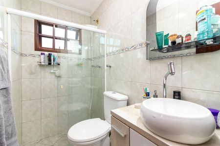 Casa à venda com 122m², 3 quartos e 2 vagas Casa à venda com 122m², 3 quartos e 2 vagasBanheiro da Suíte