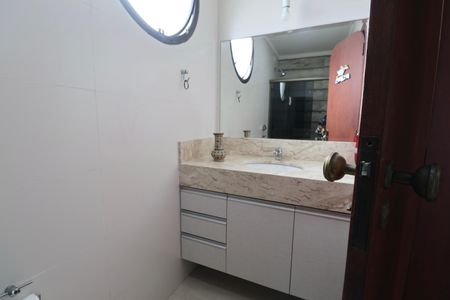 Apartamento para alugar com 255m², 4 quartos e 2 vagasBanheiro Suíte