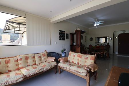 Apartamento para alugar com 255m², 4 quartos e 2 vagasSala