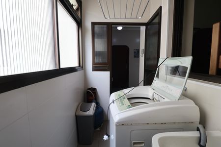 Apartamento para alugar com 255m², 4 quartos e 2 vagasÁrea de Serviço