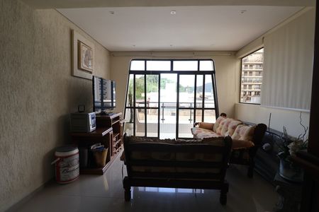 Apartamento para alugar com 255m², 4 quartos e 2 vagasSala