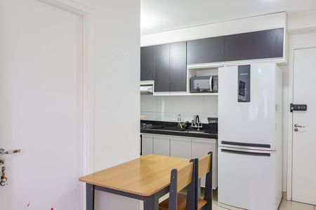 Apartamento à venda com 35m², 2 quartos e sem vaga Apartamento à venda com 35m², 2 quartos e sem vagaSala/Cozinha