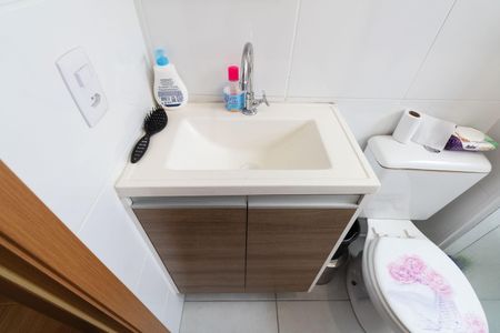 Apartamento para alugar com 42m², 2 quartos e sem vaga Apartamento para alugar com 42m², 2 quartos e sem vagaBanheiro