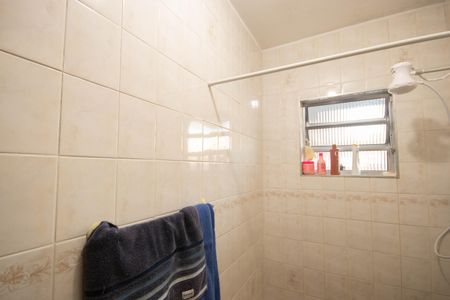 Casa à venda com 182m², 4 quartos e 2 vagas Casa à venda com 182m², 4 quartos e 2 vagasBanheiro da Suíte