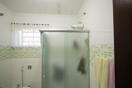 Casa à venda com 182m², 4 quartos e 2 vagas Casa à venda com 182m², 4 quartos e 2 vagasBanheiro 1